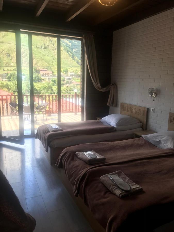 Come & Rest Kazbegi Esterno foto