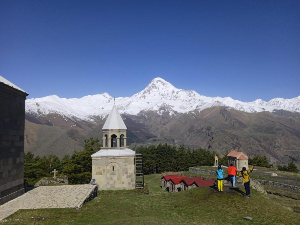 Come & Rest Kazbegi Esterno foto